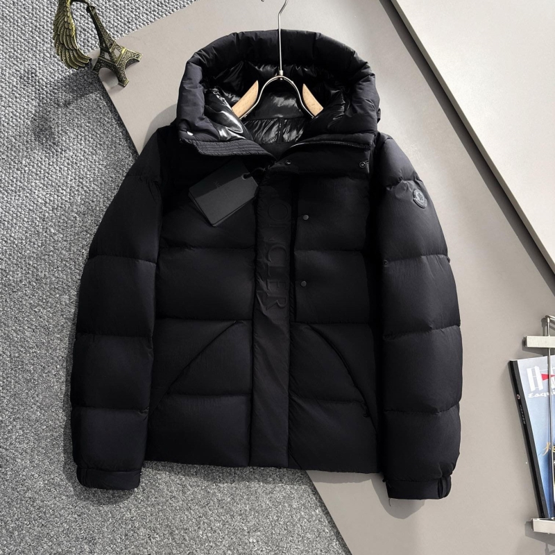 G*u*i jackets